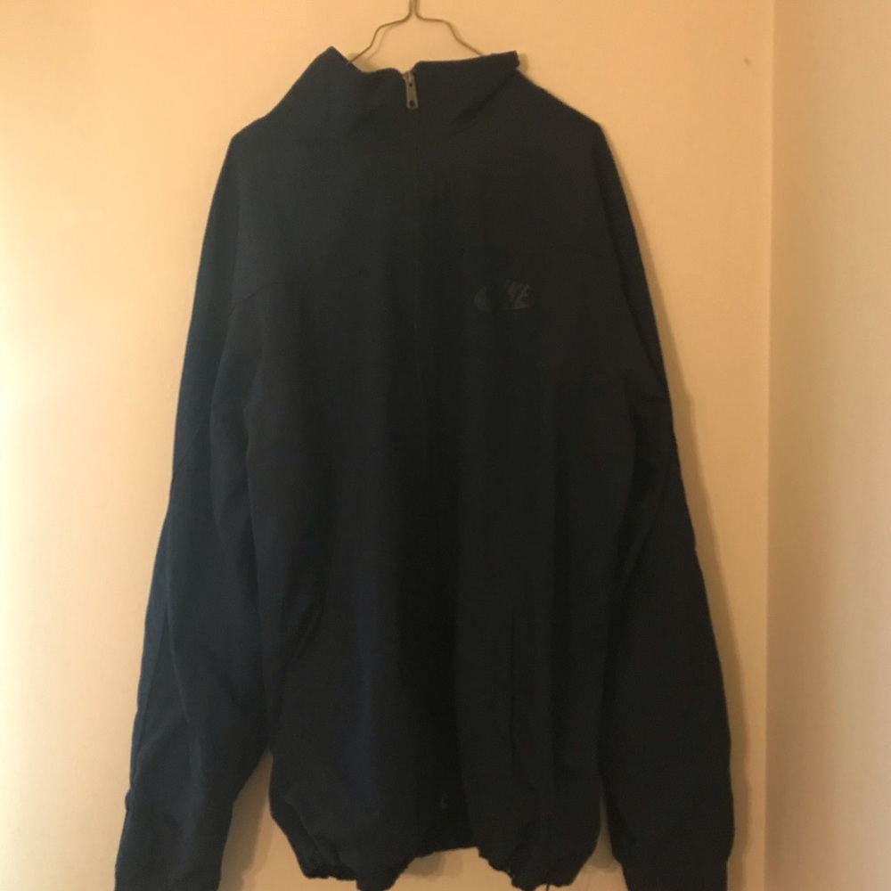 A vintage men nike jacket